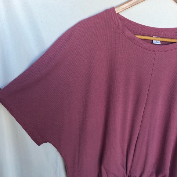 Old Navy Ribbed Tie Front Drop Sleeve Tee in Dusty Pink - Picture 3 of 11